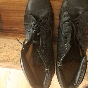 Think! Designer Boots